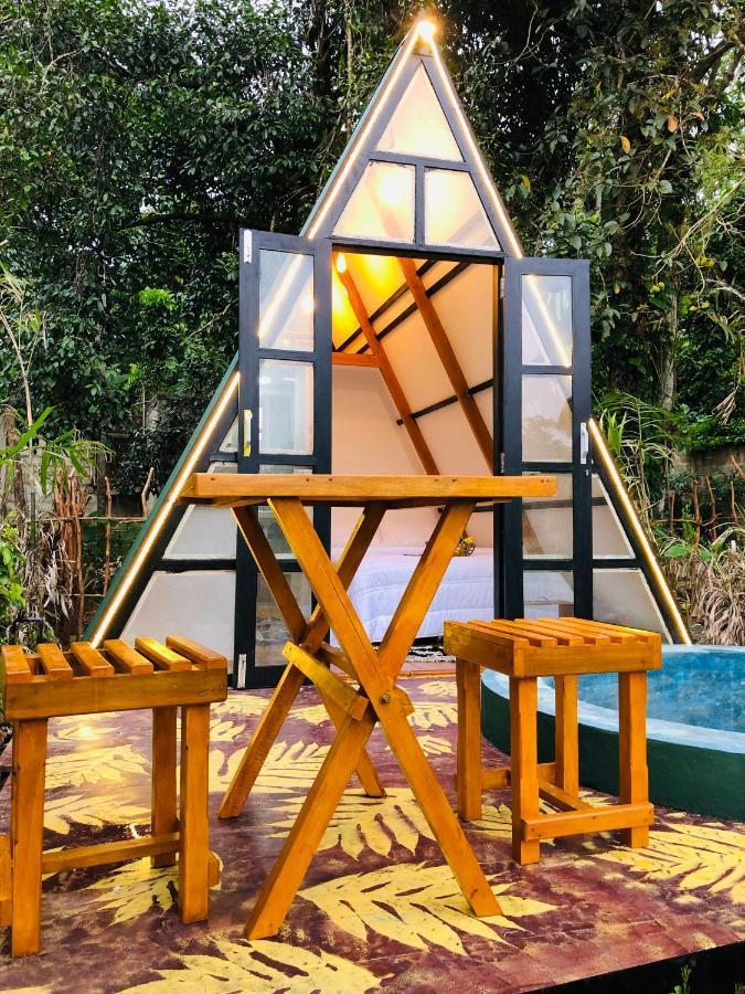 The We2 "Wildwood Elegance Escape" Bed & Breakfast Induruwa Exterior photo